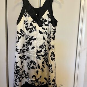 Signature by Robbie Bee Black and White Leaf Print Mini Dress
